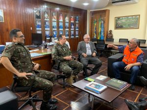 Reunião estratégica para o período das queimadas (Foto: Ascom Semdef)