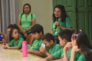 Visita dos alunos da Escola Municipal Laurindo de Castro à prefeitura de Teresina (Foto: Jailson Soares/SEMCOM)