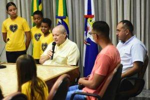 Visita alunos da LBV (Foto: Jailson Soares/Semcom)