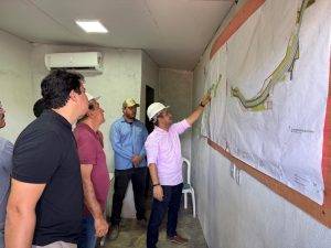 Superintendente e equipes da SDU Sul vistoriam obras na Zona Sul de Teresina (Foto: ASCOM/SDU Sul)