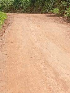 Melhoria de estrada na Zona Rural Leste (Foto: ASCOM/SDR)