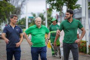 Visita do Prefeito Silvio Mendes ao Centro de Teresina (Foto: Lucas Dias/SEMCOM)