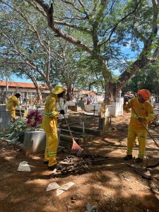 SDU Sudeste intensifica limpeza em cemitérios para o Dia das Mães (Foto: ASCOM/SDU Sudeste)